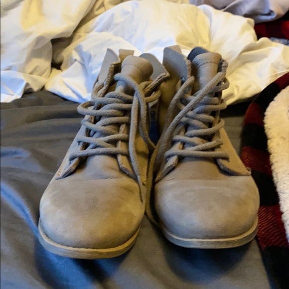 Steve Madden booties - Picture 4 of 5